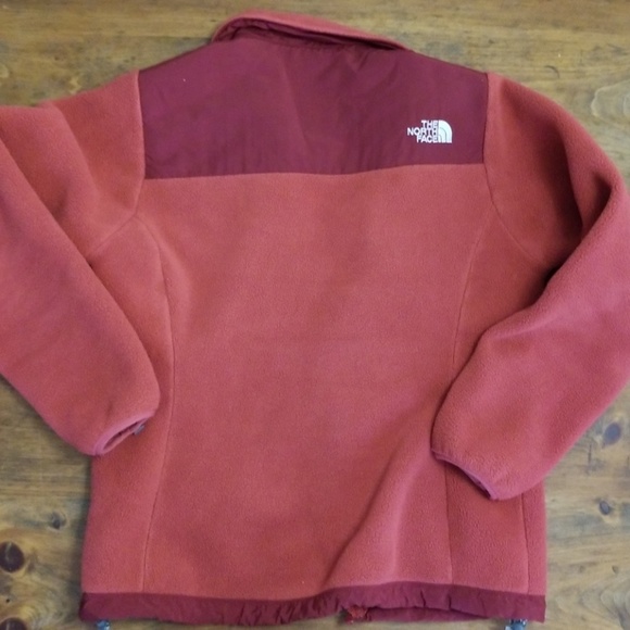 North face jacket. - Picture 4 of 4